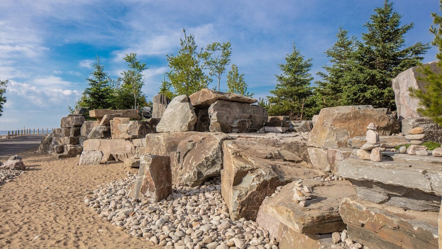 Using Fieldstones for Landmarks, Memorials and Architectural Projects