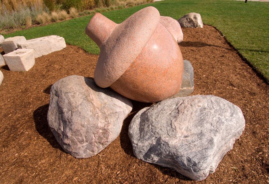 Rim Park Granite Stone Acorns