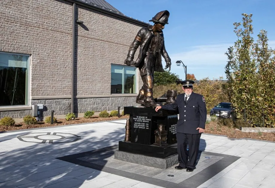 Uxbridge Firefighters’ Memorial Installation